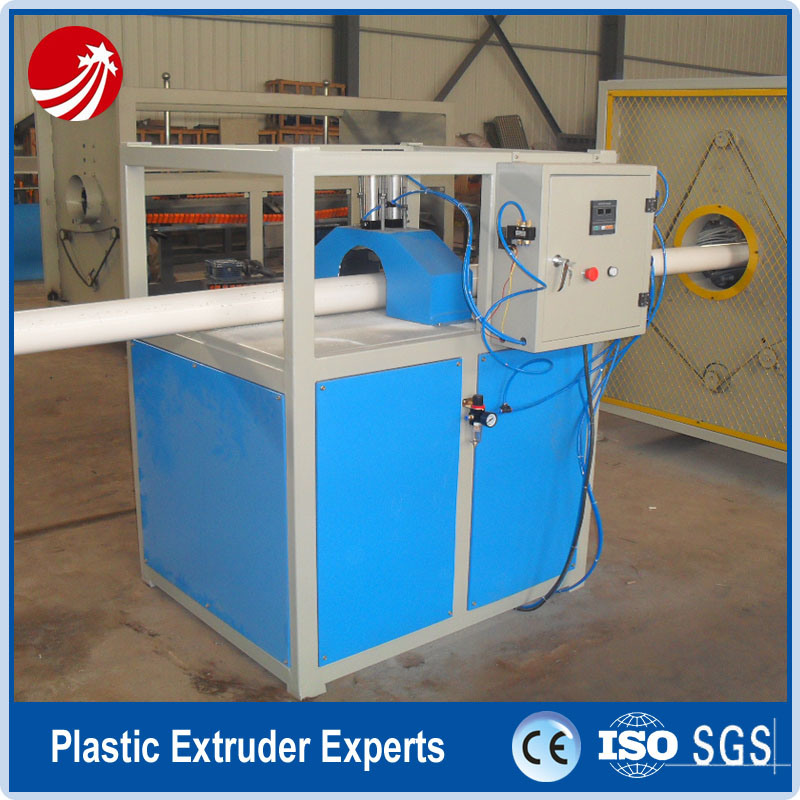 China Fully Automatic PVC Water Drainage Pipes Extruding Line