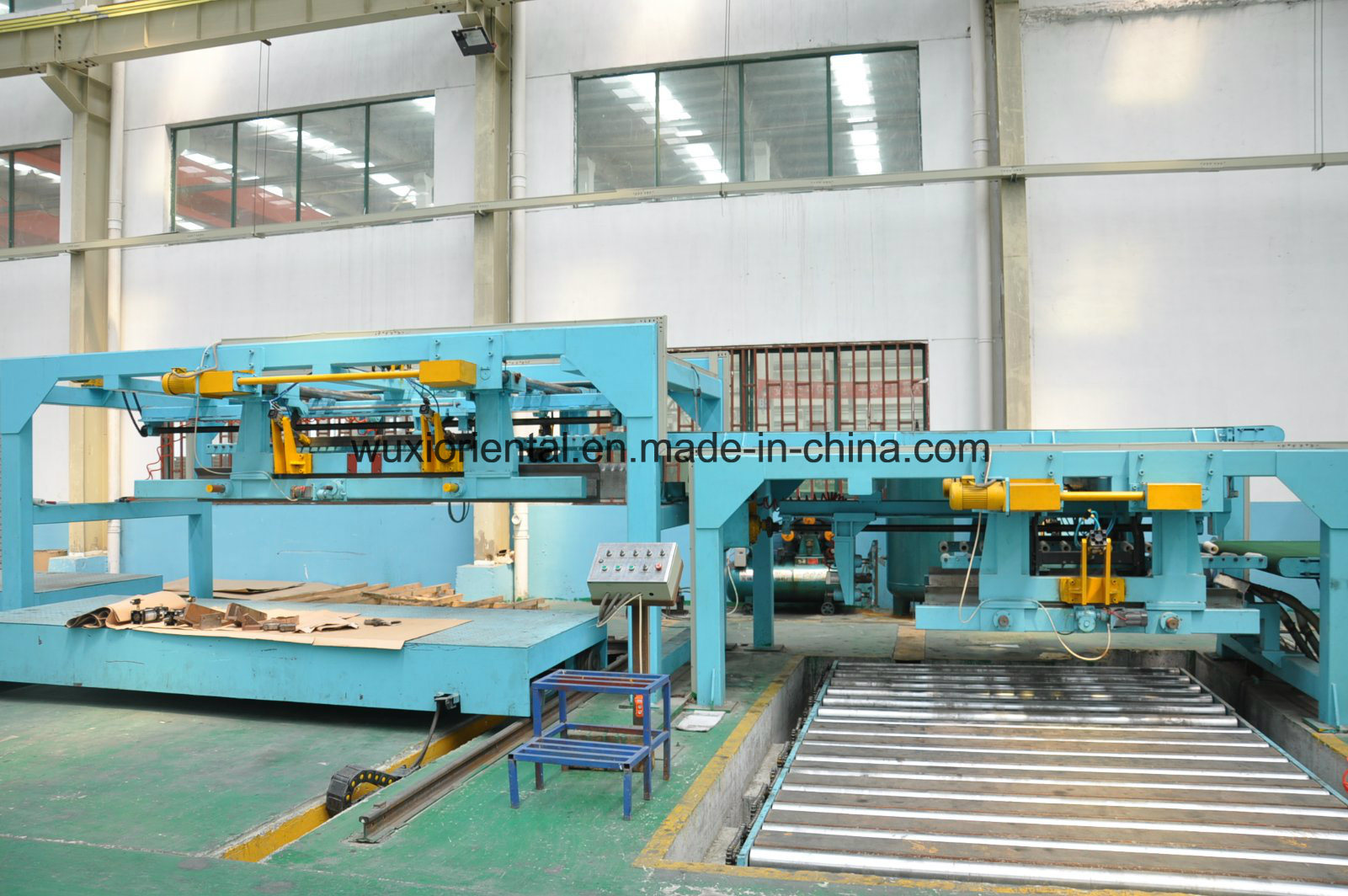 China High Speed Tracking Shear Line- Cut to Length of Cold Rolled Coils, Stainless Steel Coil, Aluminum Coil etc