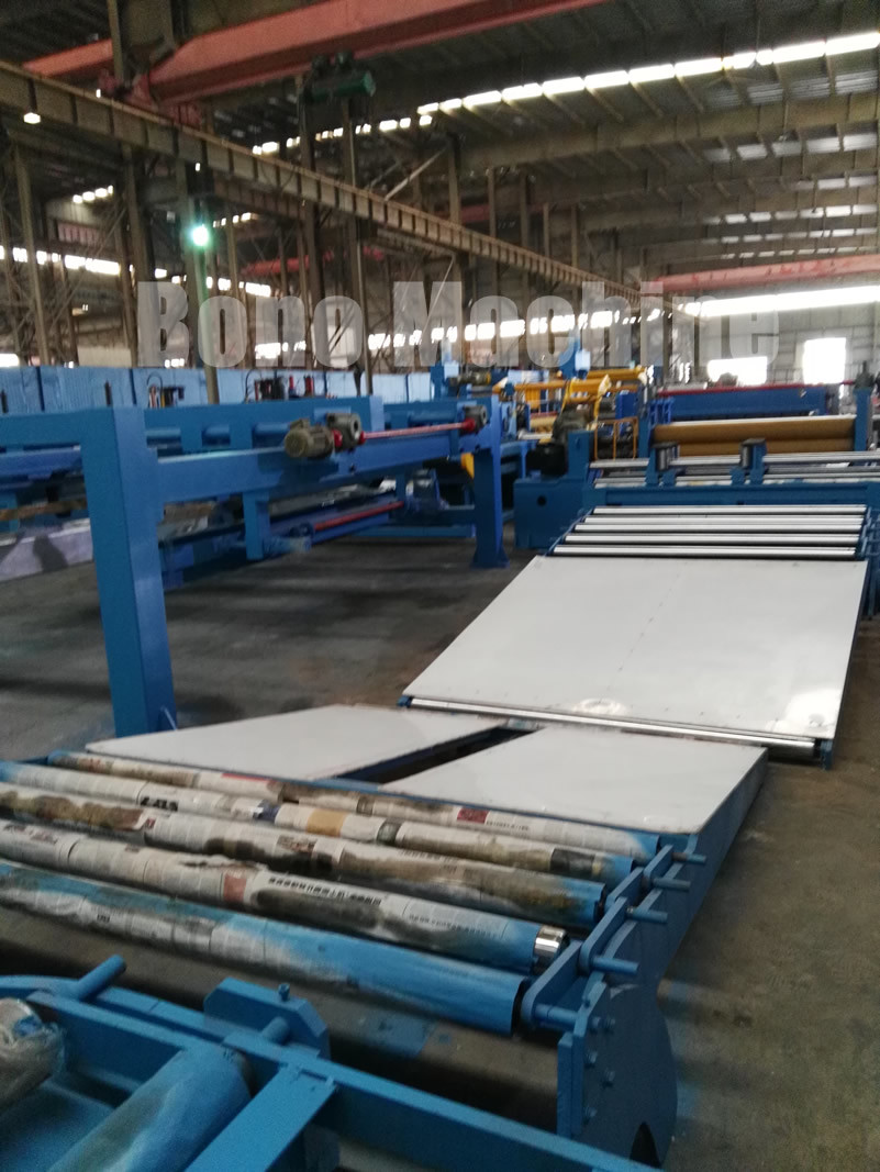China Uncoiling and Straightening Line for Steel Coil