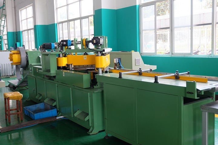  Steel Coil Cutting Line 